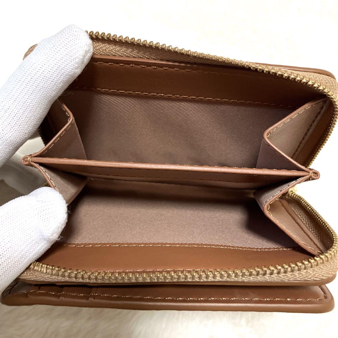 未使用級　マークジェイコブス　二つ折り財布　ザ　レザーミニコンパクトウォレット