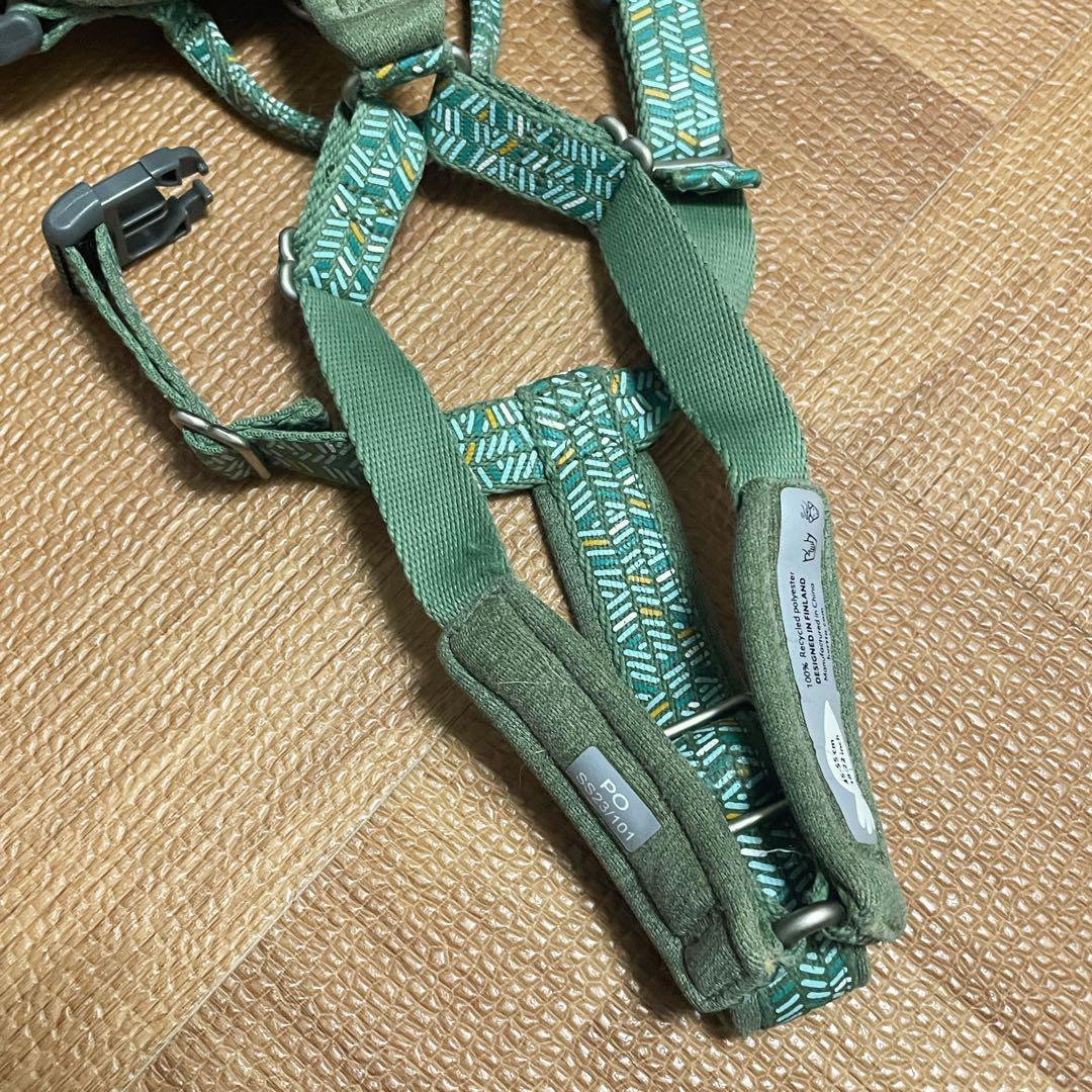 フルッタ Hurtta ラズルダズルＹ型ハーネス （45-55cm）グリーン系