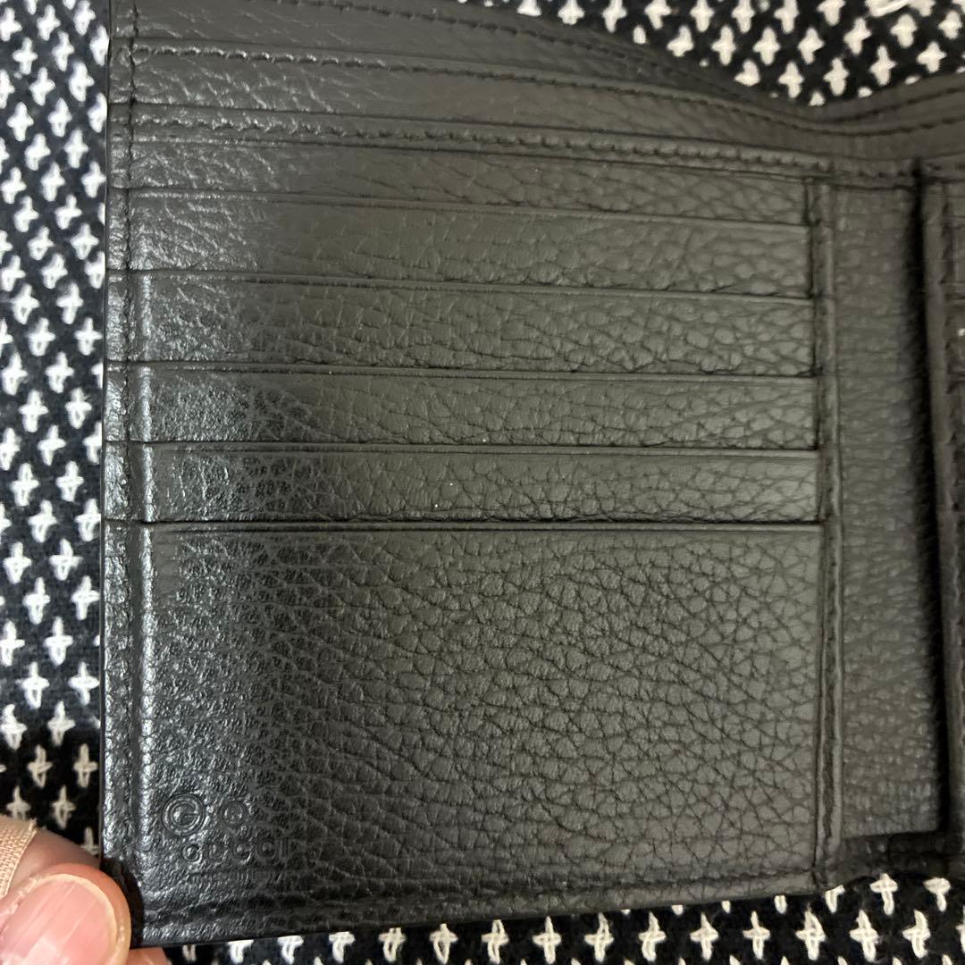 GUCCI二つ折財布
