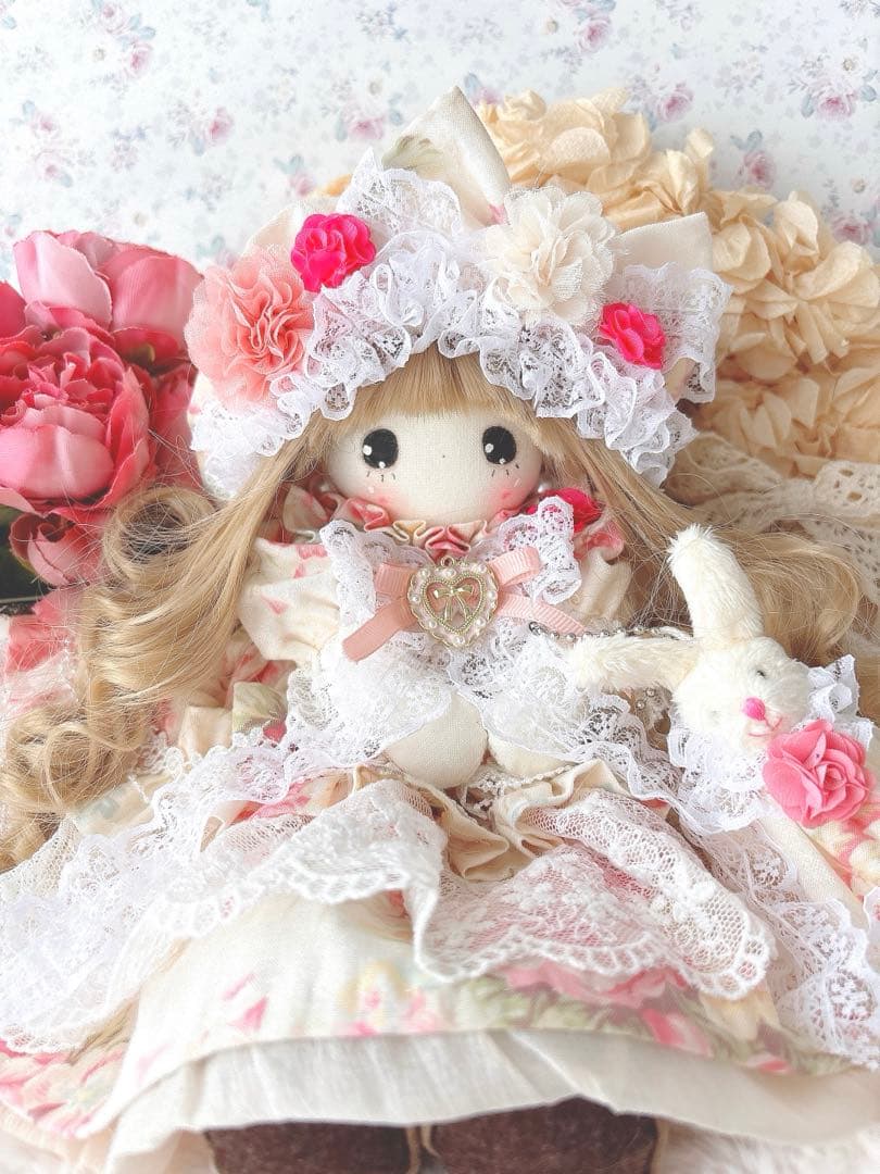 カントリードール♡ハンドメイド♡お人形♡お花柄アイボリーピンク♡