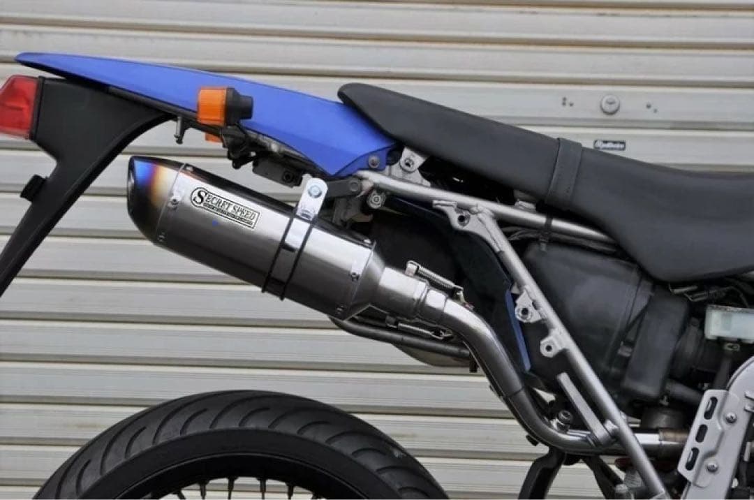 スリップオンマフラー異形サイレンサーブルーKLX125マフラー