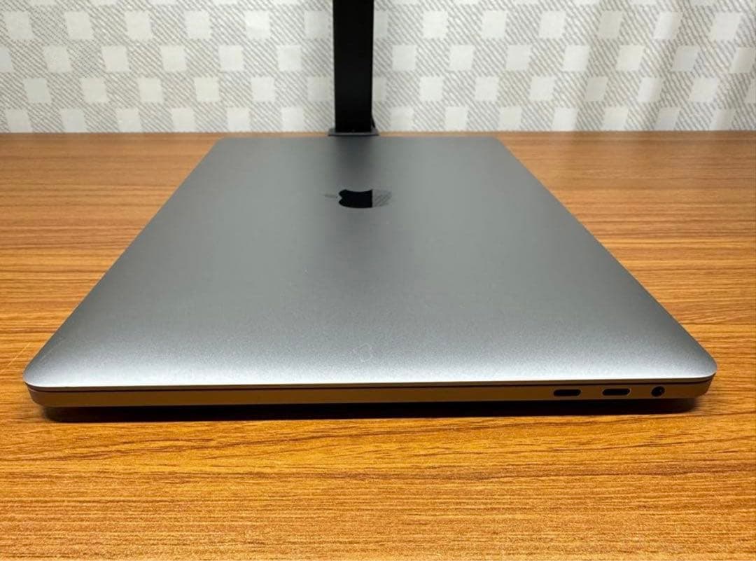 MacBook本体 MacBook Pro 13inch 2020 16G/512G