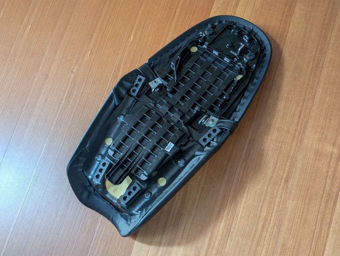 CL250純正シート