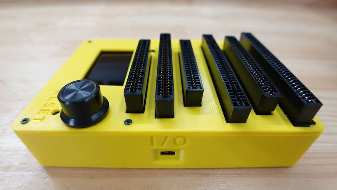 CartridgeReader V5 SA1対応 自動電圧選択【イエロー】