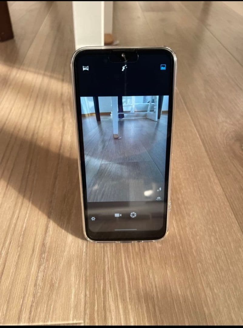 未使用 スマートフォン 黒 3カメラ