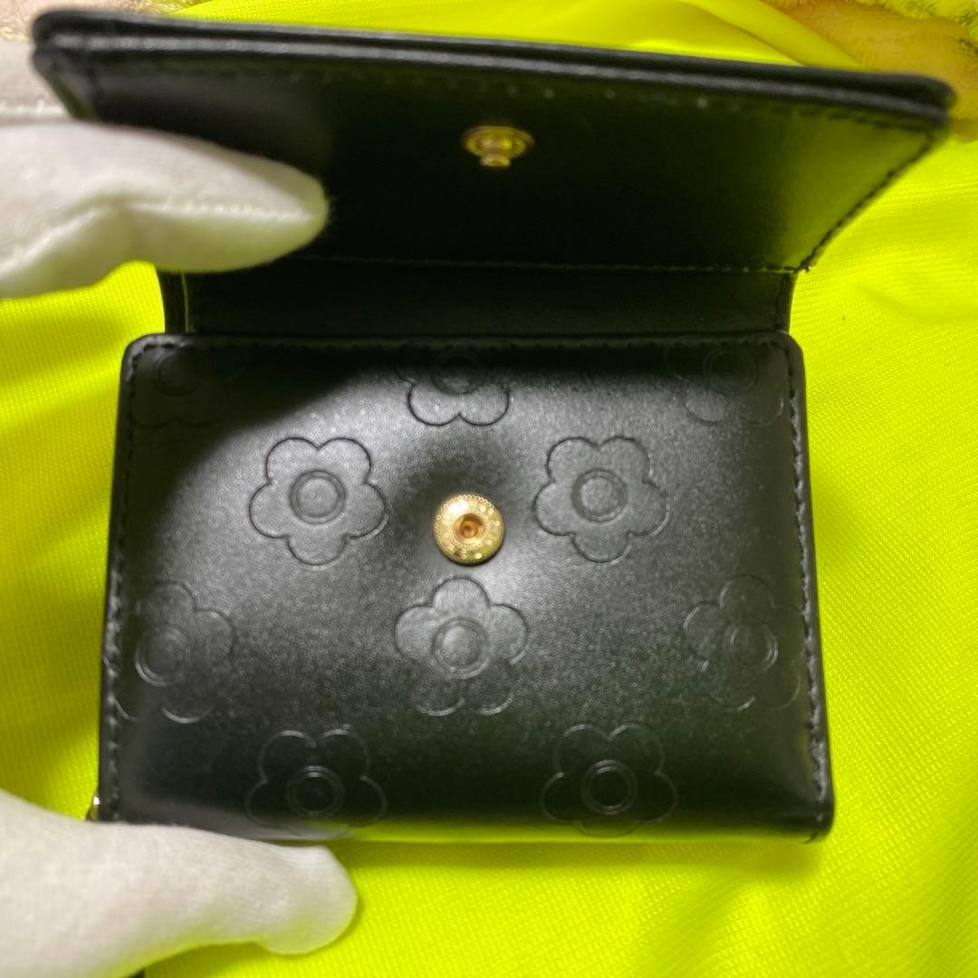 MARY QUANT　デイジーアウトラインパターン2 ミニウォレット（ブラック）