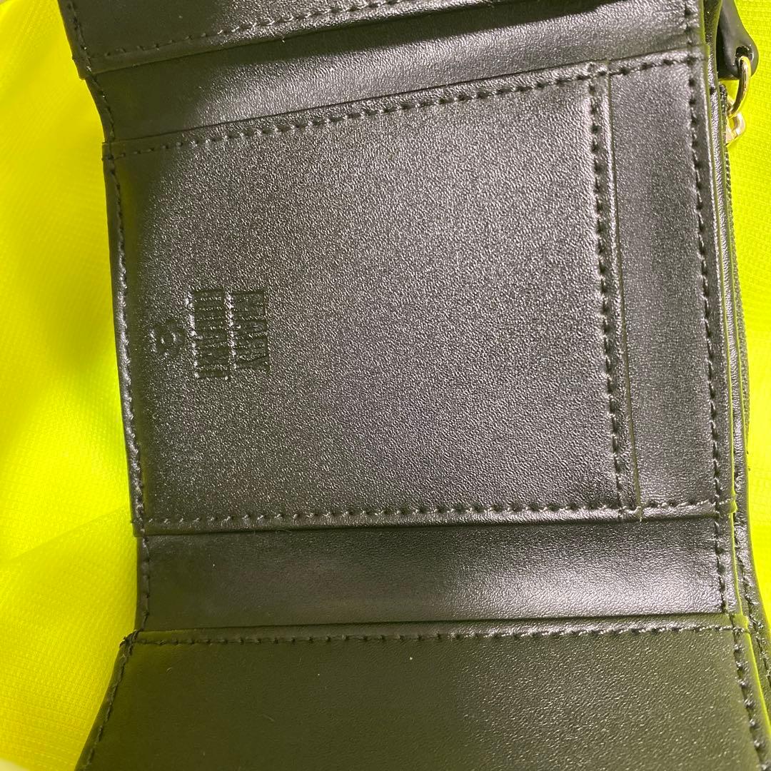 MARY QUANT　デイジーアウトラインパターン2 ミニウォレット（ブラック）