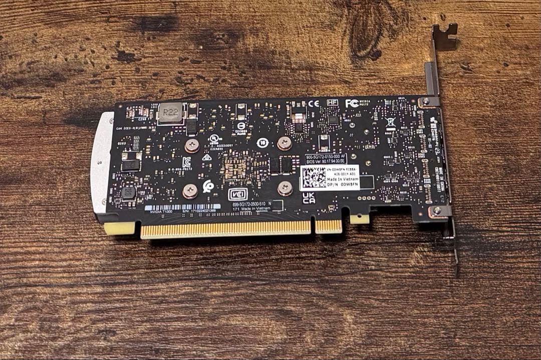 NVIDIA Quadro T1000 4GB グラフィックカード