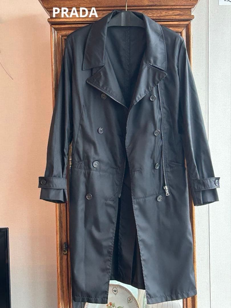プラダPRADA ブラック ダブルブレスト トレンチコート ナイロン 春秋冬