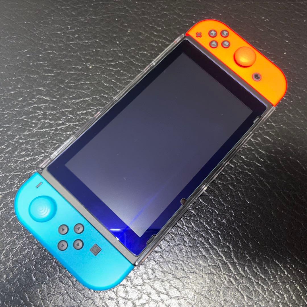 極美品　付属品完備　Switch ガラス貼付済　おまけ多数