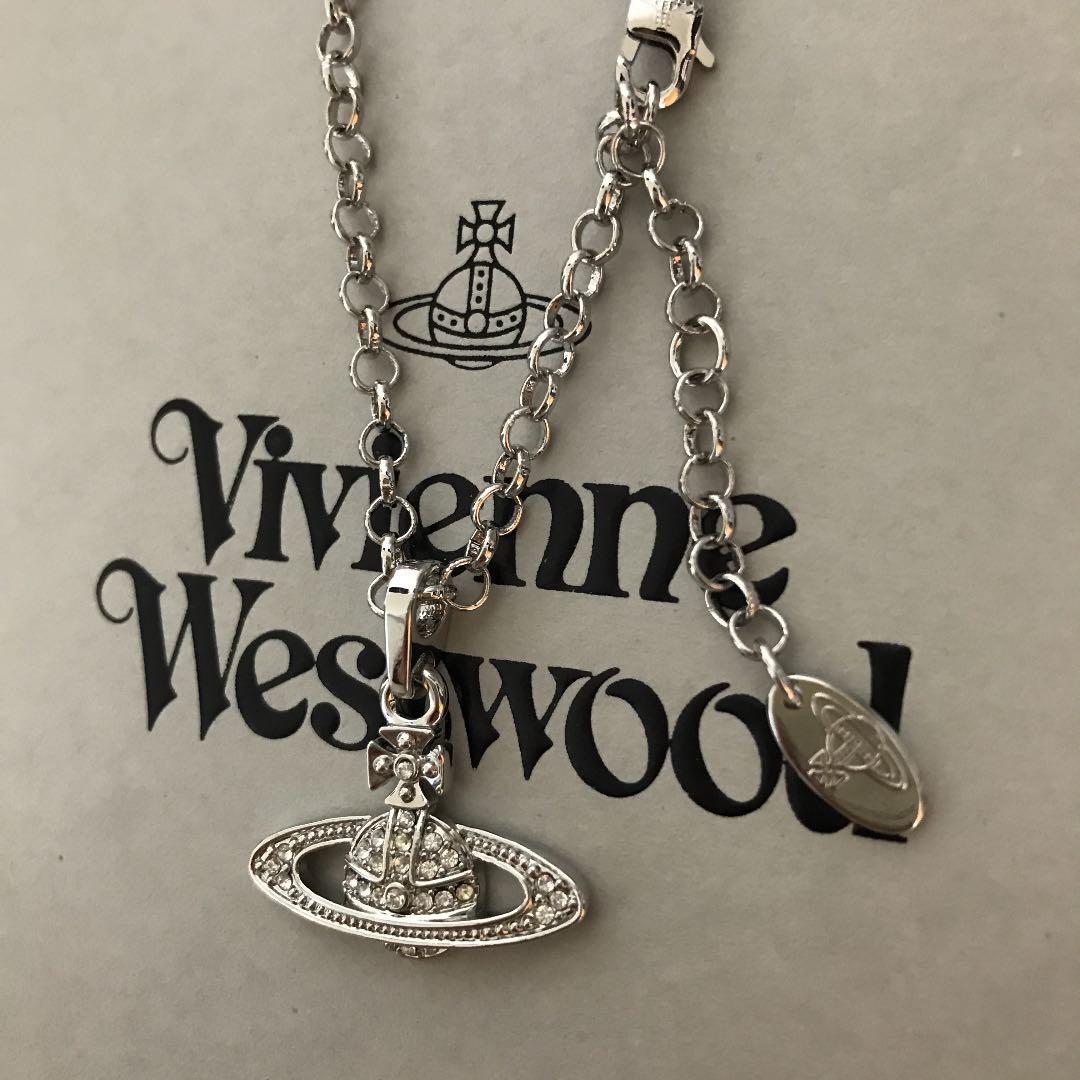 Vivienne Westwood ミニバスレリーフオーブネックレス　シルバー