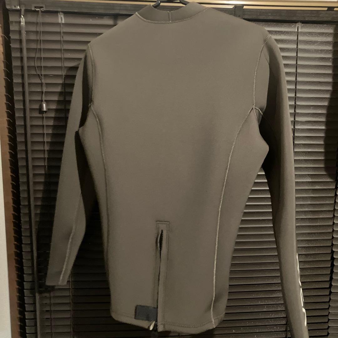 RVCA タッパー グレー 長袖 バックファスナー
