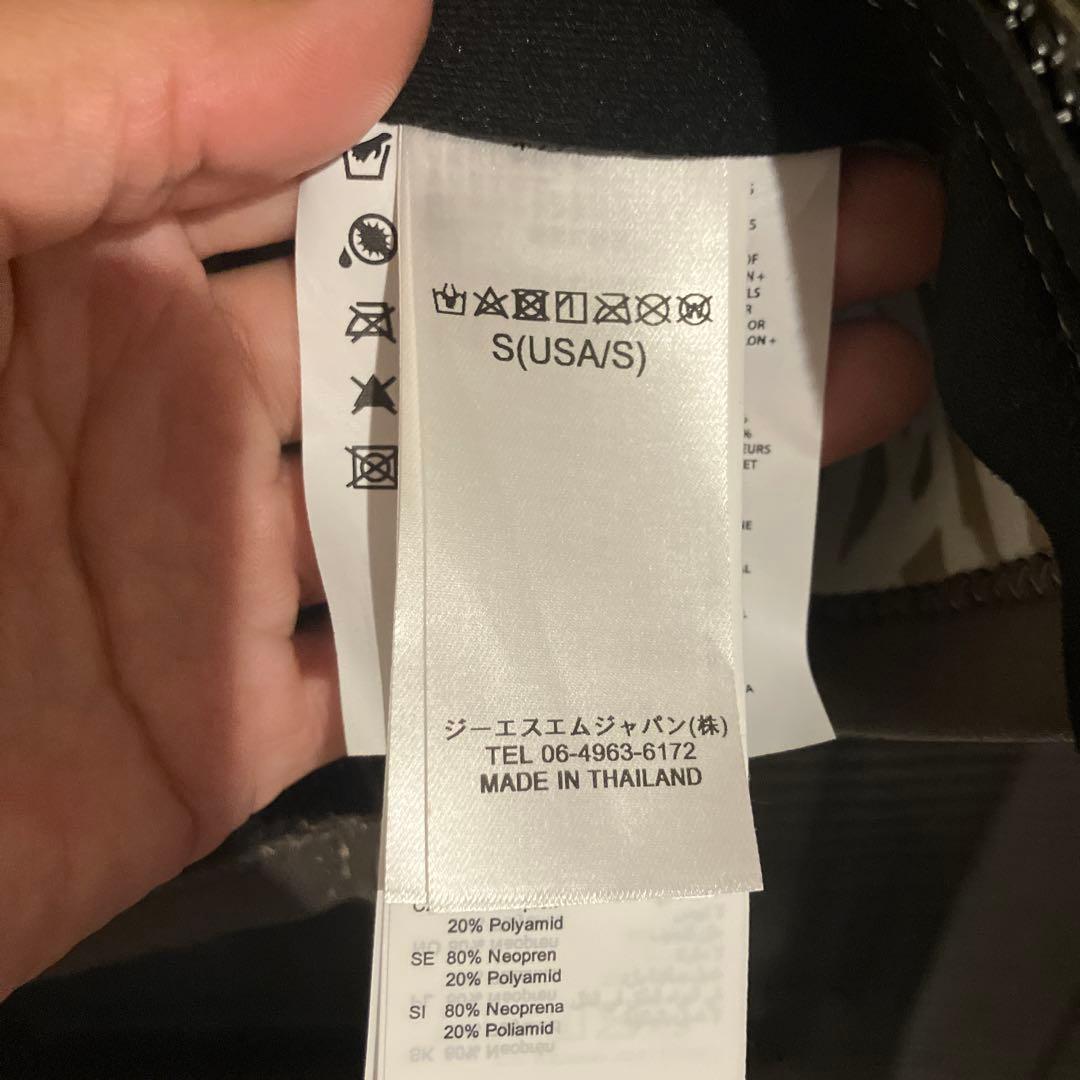 RVCA タッパー グレー 長袖 バックファスナー