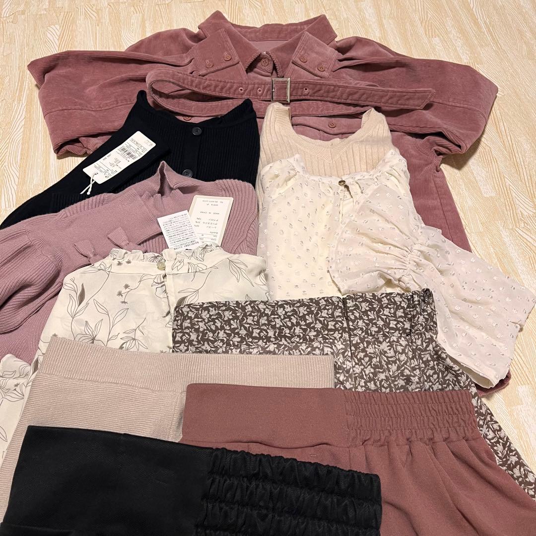 専用です 春の桜色コーデ✨着回しやすいカジュアル可愛いお洋服 10点