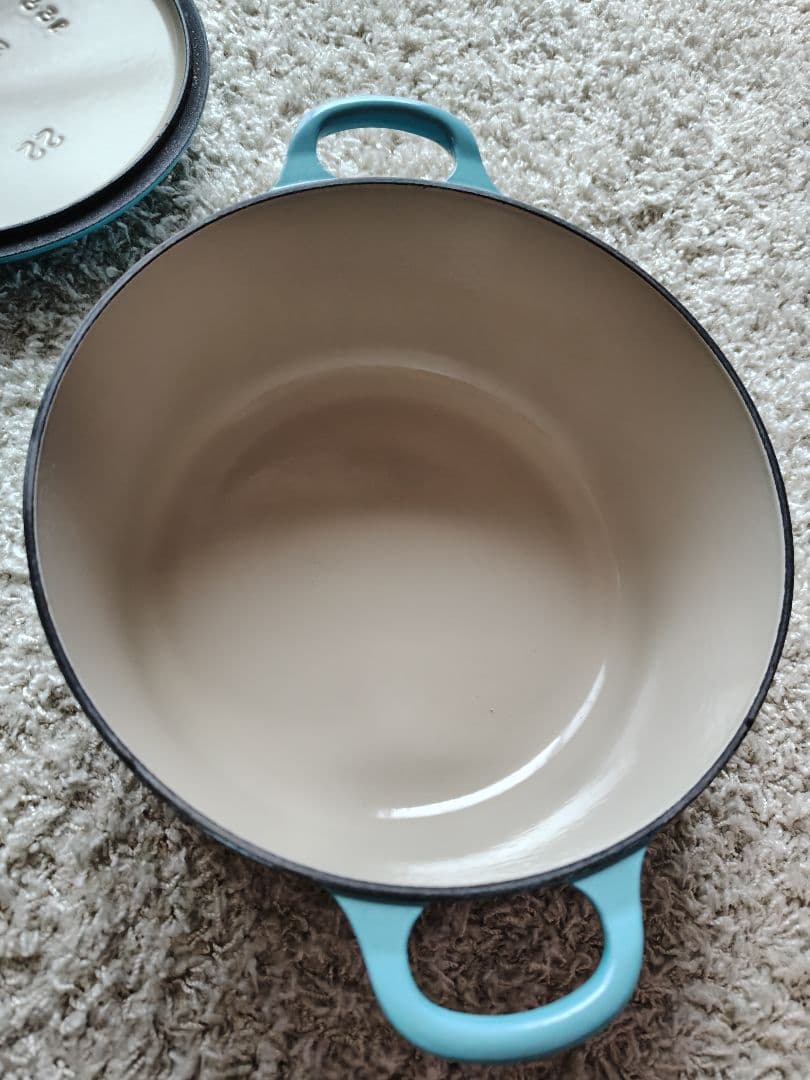 LE CREUSET 両手鍋 22