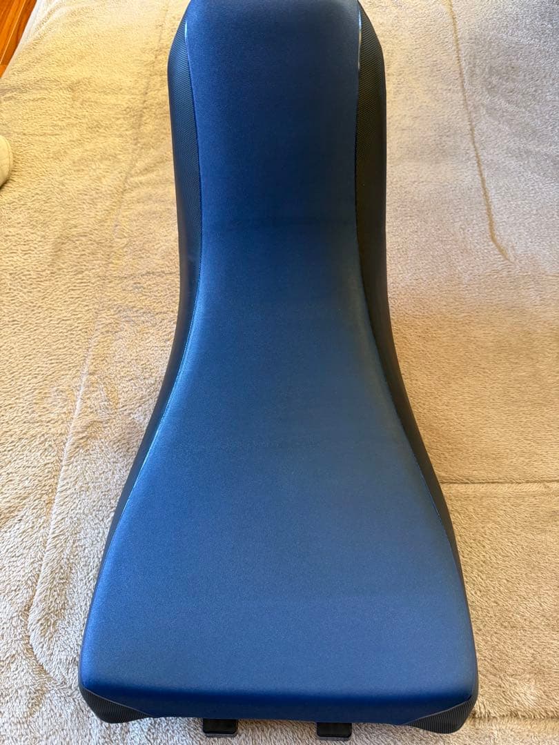 アフリカツイン1100用ノグチシート