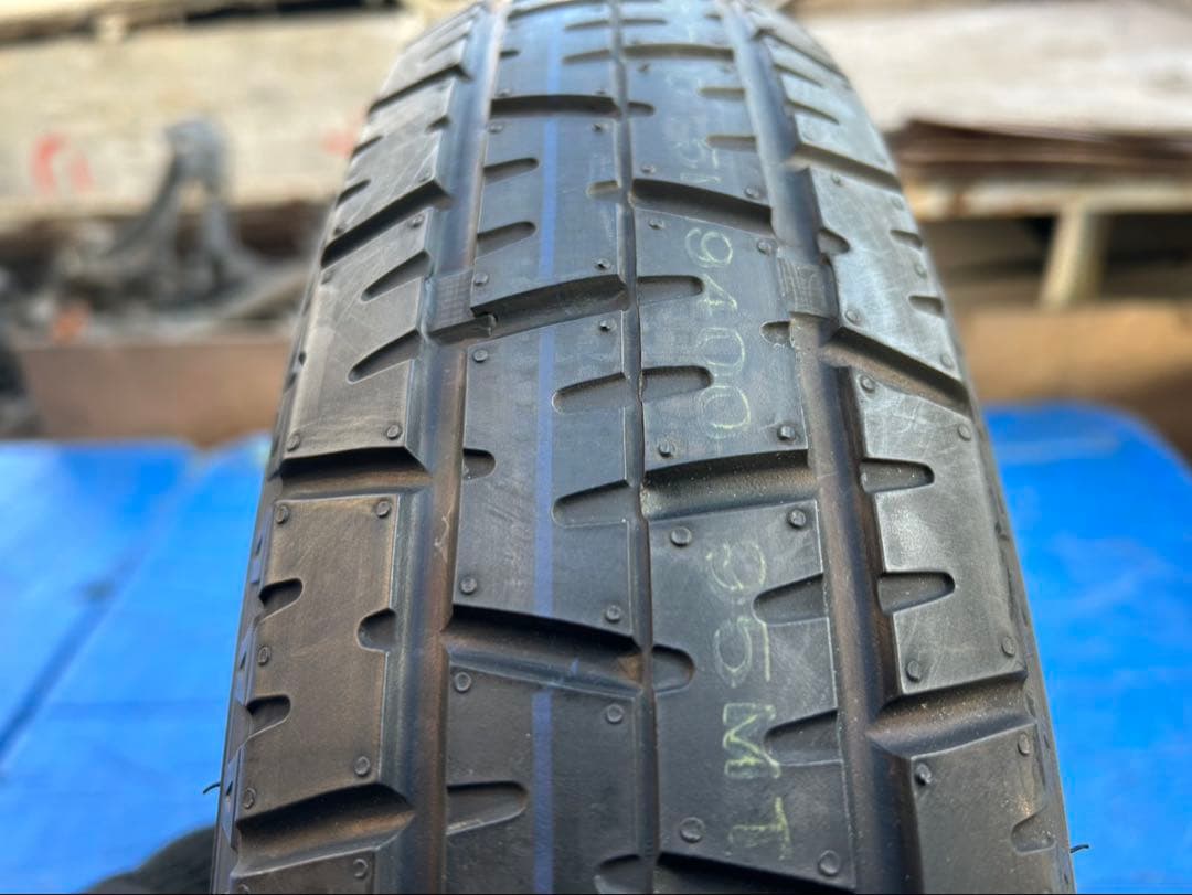 日産　ノート　E12 スペアタイヤ未使用品　15インチ 03