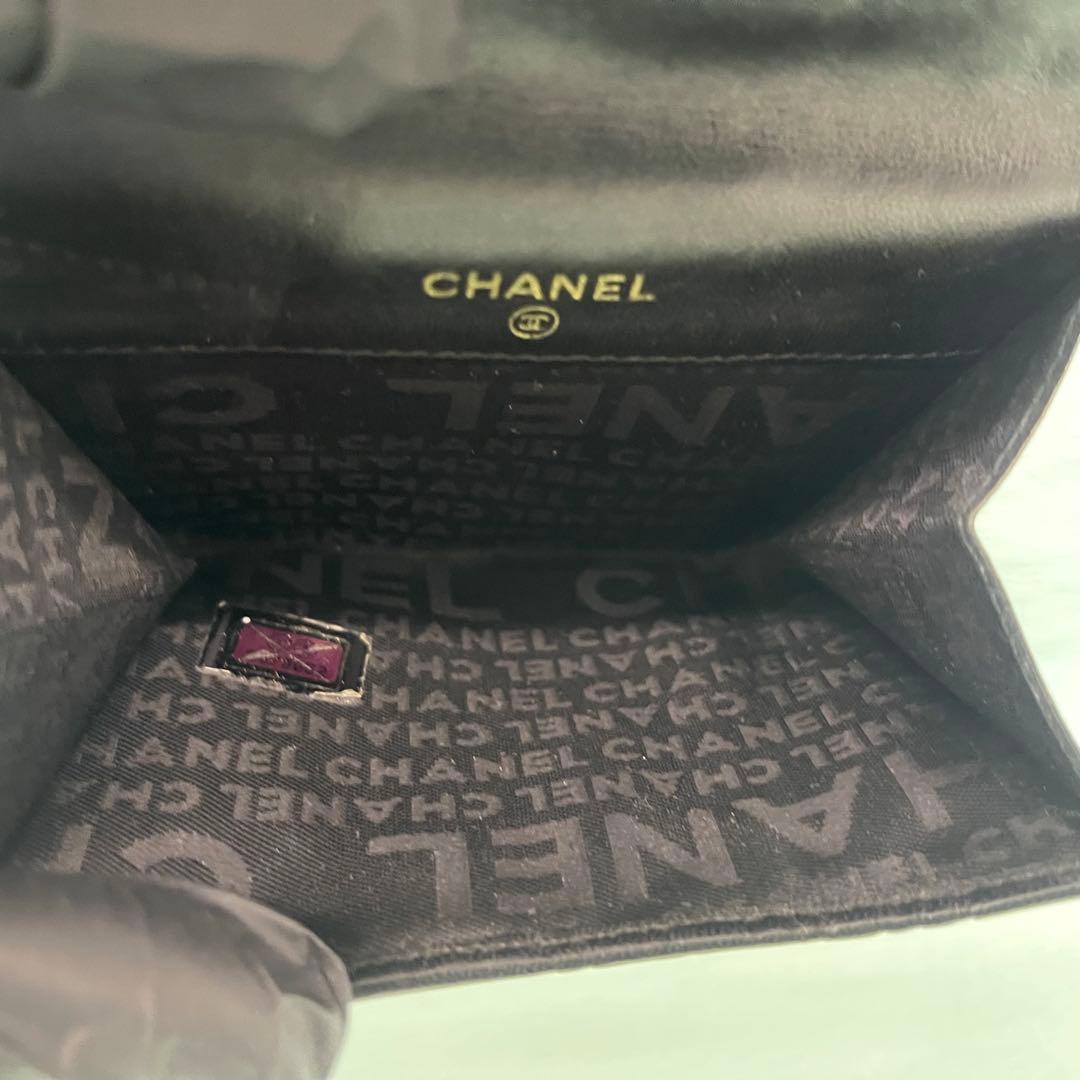 CHANEL 二つ折り財布 ココマーク 型押レザー コンパクトウォレット