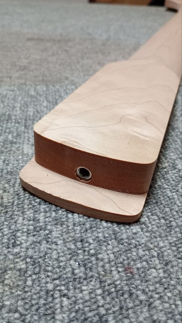 ディバイザー製 エレキベースネック パドルヘッドメイプル指板 PB 製作用