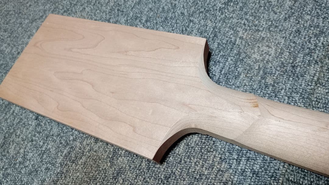 ディバイザー製 エレキベースネック パドルヘッドメイプル指板 PB 製作用