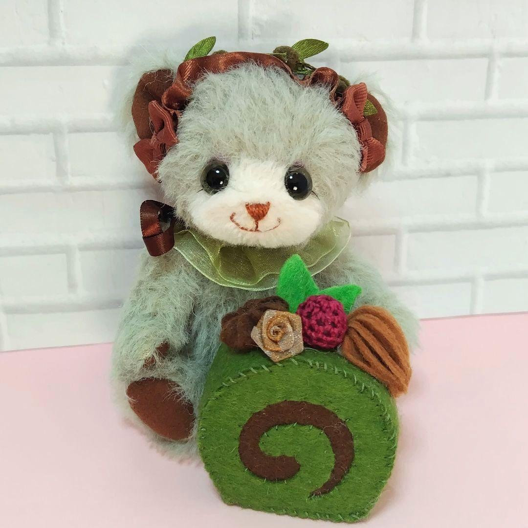ハンドメイド ぬいぐるみ♪ 抹茶ロールケーキ テディベア