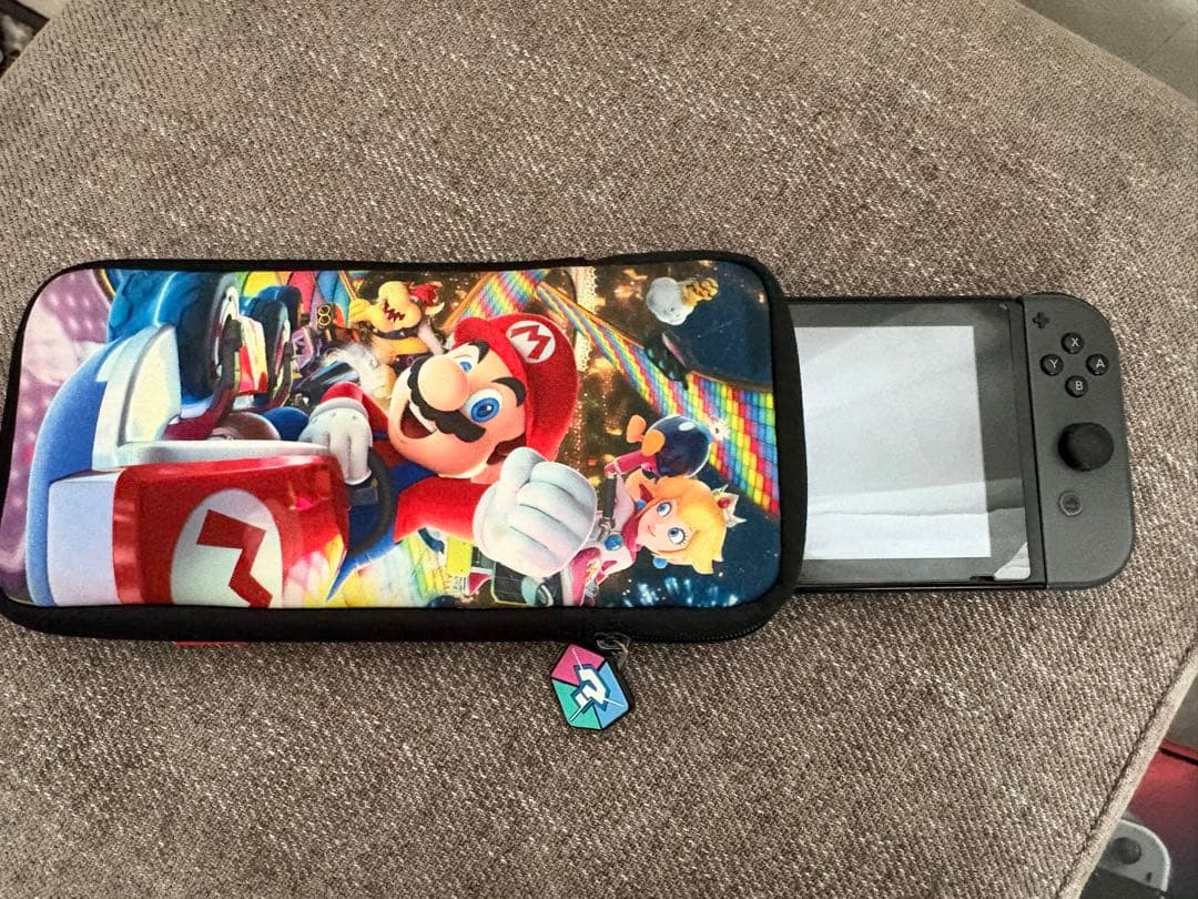 やまだ様Nintendo Switch 本体 グレー 【完品・動作良好】 初期型