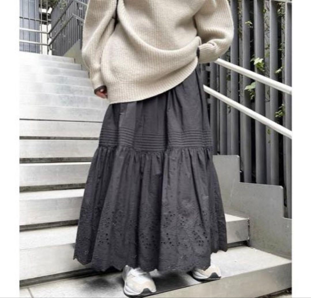 Spick&Span♦︎エンブロイダリーレーススカート　ブラック