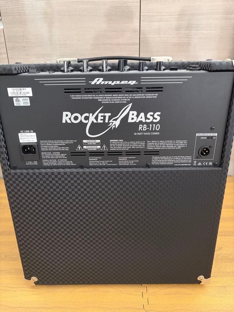 【ヨッシー様取り置き分美品】Ampeg
