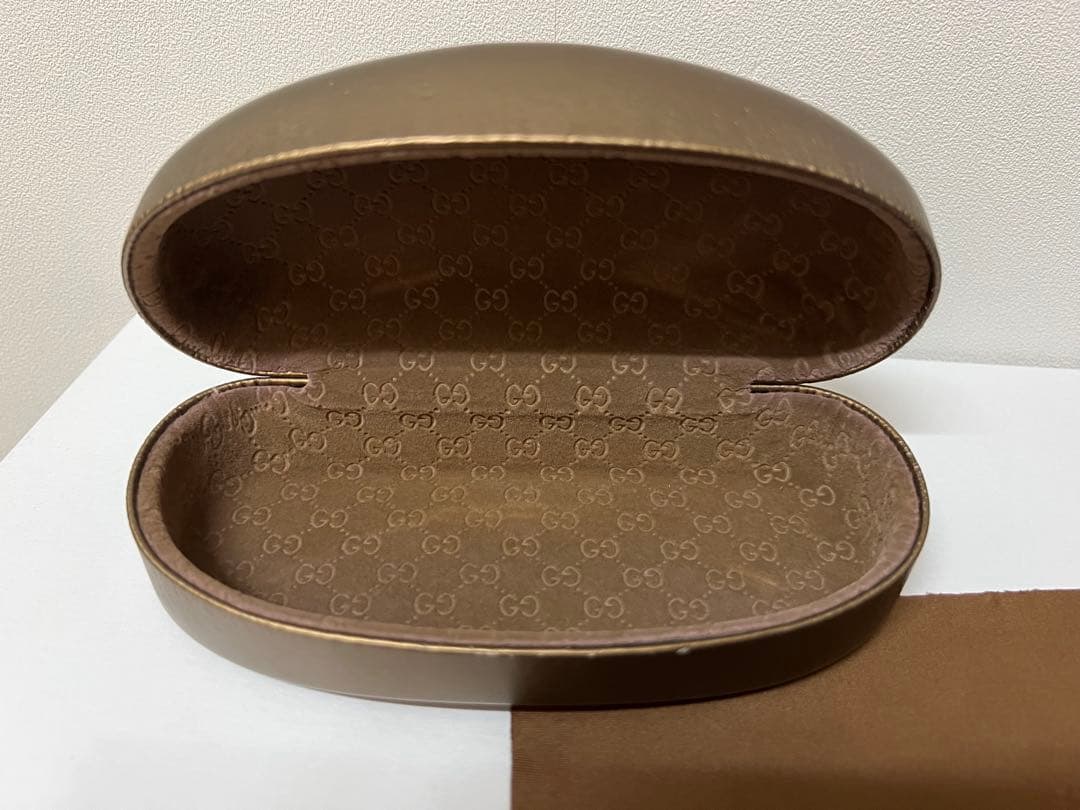 【美品】GUCCI　グッチ　サングラス　D28JJ　3988