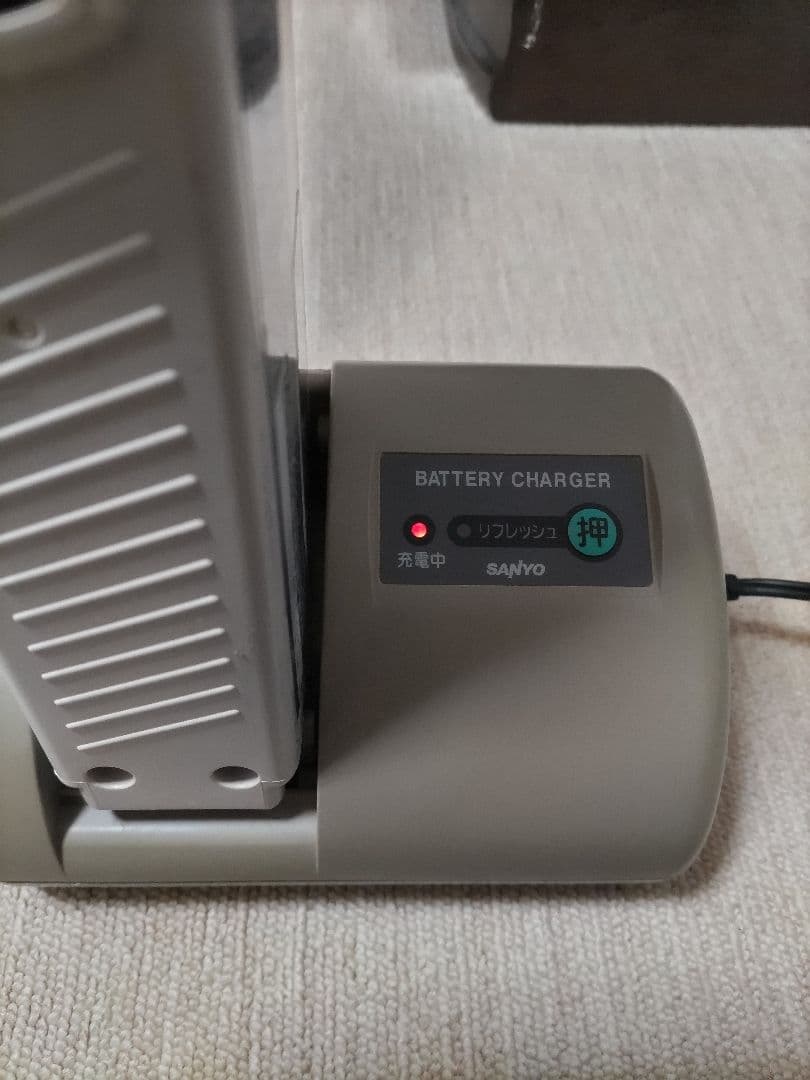 SANYO バッテリー充電器　PSEマーク有
