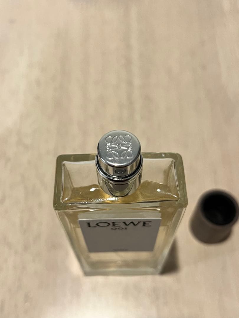 ロエベ 001 マン オードゥ パルファム 50ml 香水