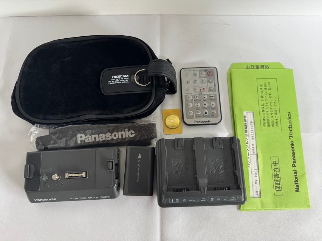 レトロ映像美 Panasonic NV-C2 8mmビデオカメラ 付属品多数