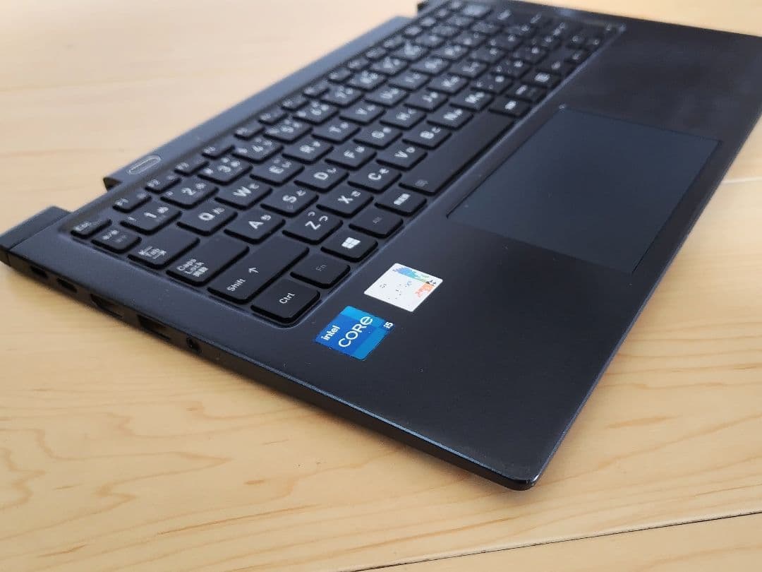二代目Dynabook　G83/HS・HU・HV等用パームレスト、キーボード等