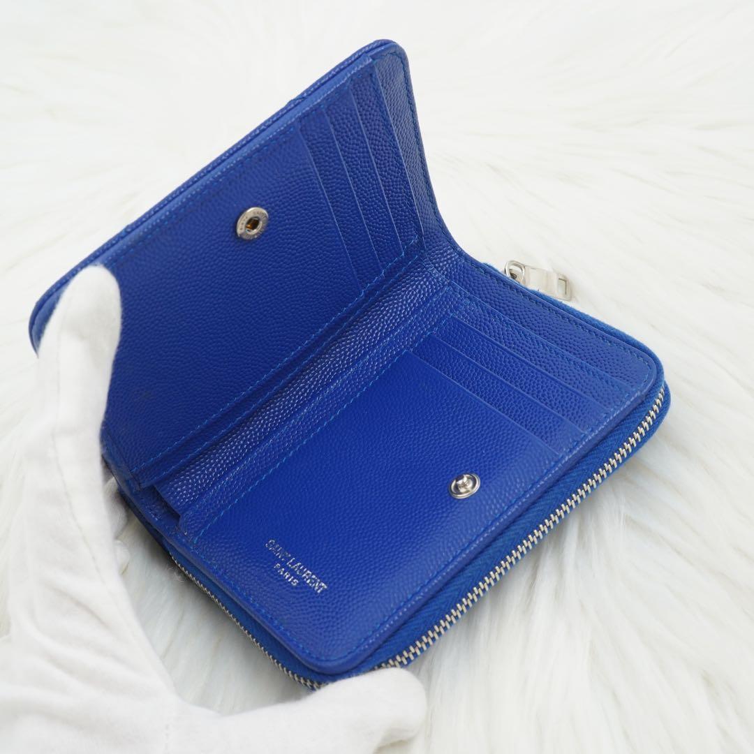 ほぼ未使用品　箱付き　SAINT LAURENT 二つ折り財布　レザー　YSL柄