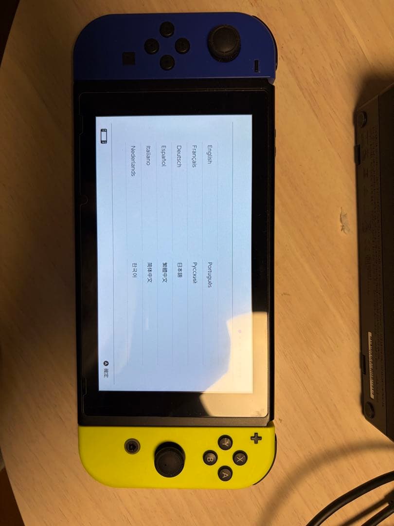 任天堂　Switch 本体　ドッグ　充電器　収納ケース　HDMIケーブル