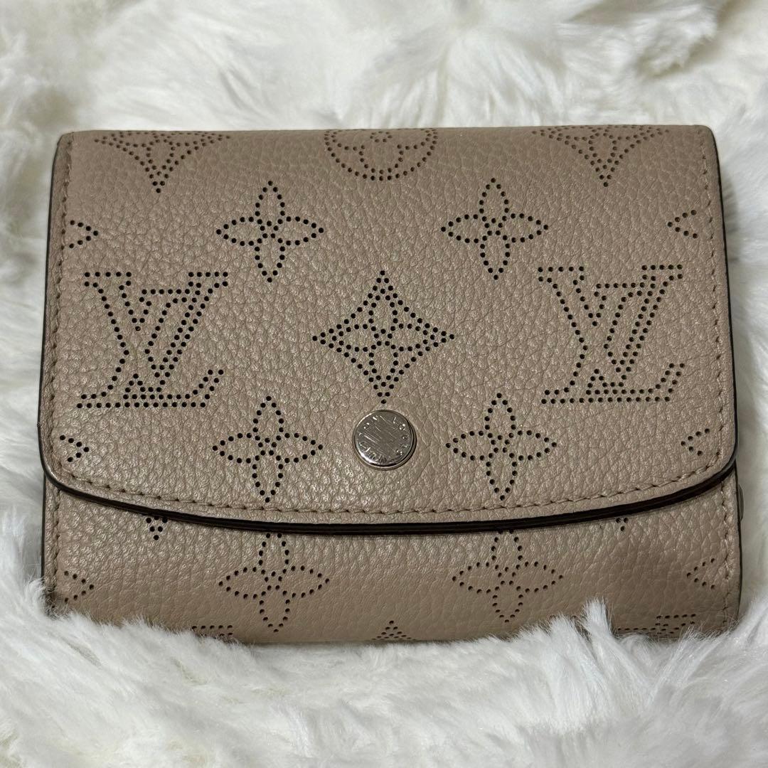 Louis Vuitton 財布　ベージュ
