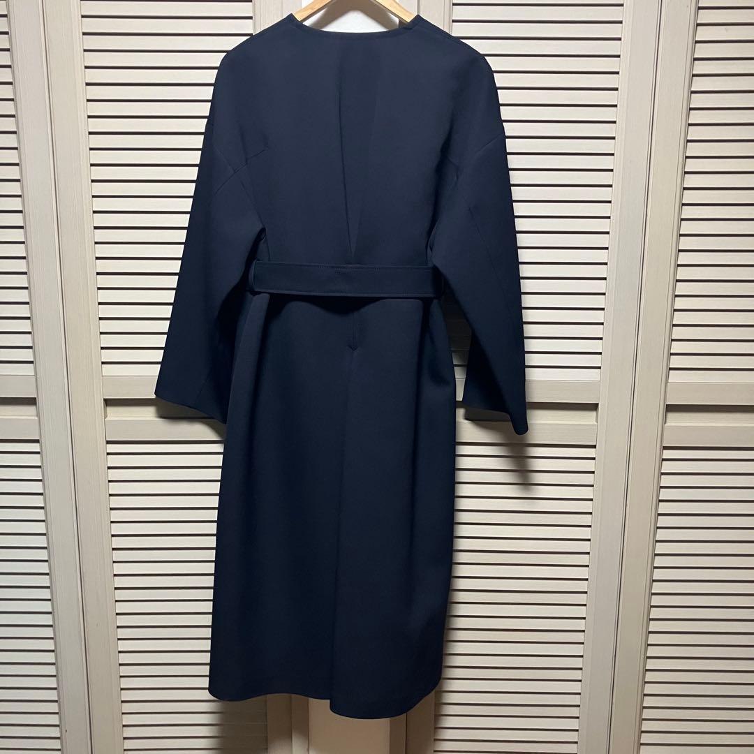 超美品【ADORE】アドーア　トリプルクロスノーカラー　濃紺
