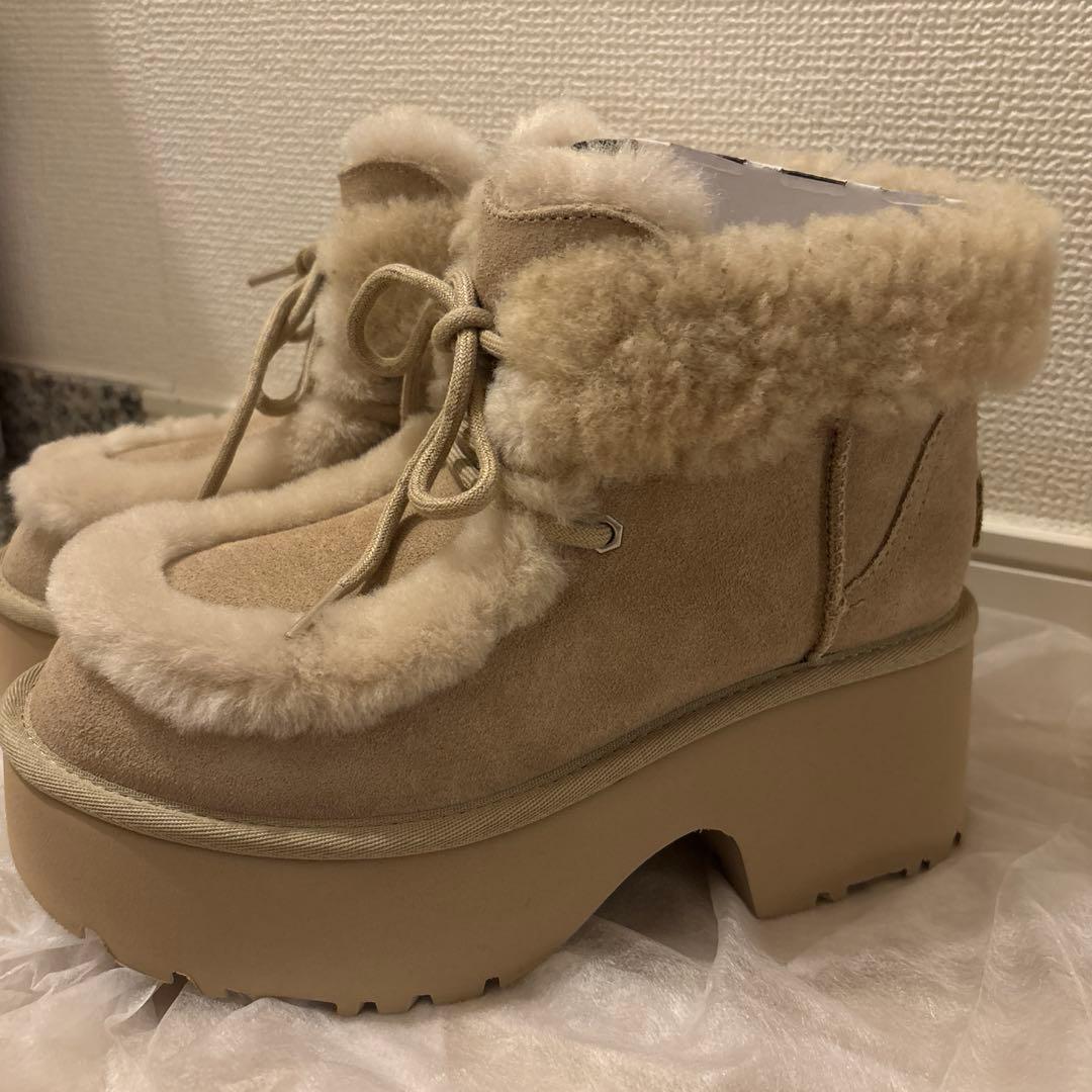 UGG エスミー レース アップ Esmee Lace Up ベージュ
