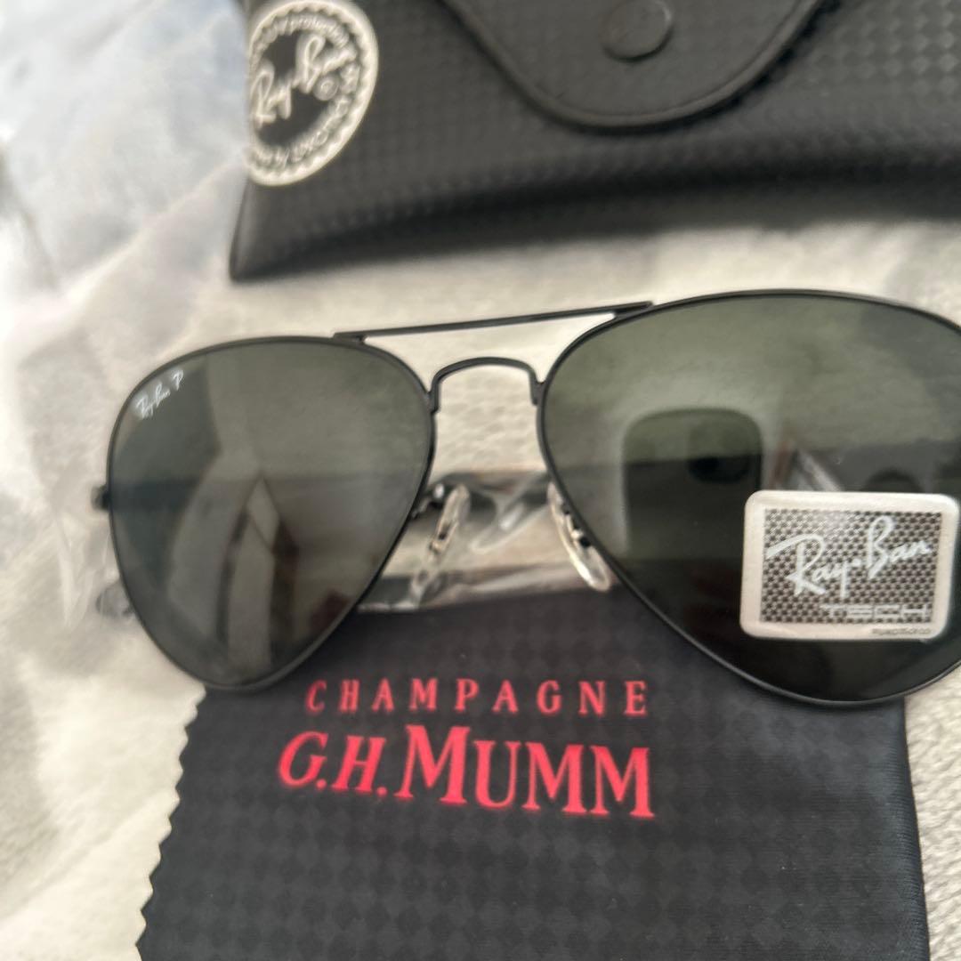 【新品】Ray-Ban サングラス ブラック