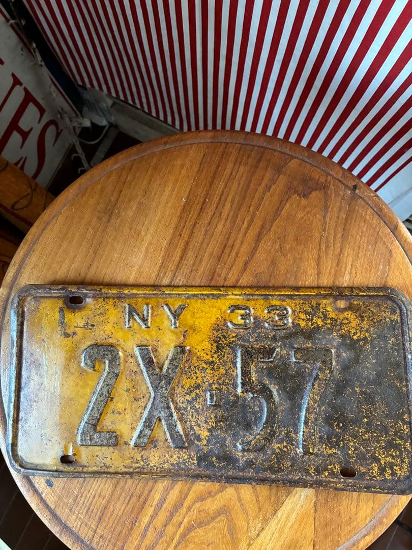 アンティーク　ナンバー　プレート　サイン　ニューヨーク1933年　看板　アメリカ