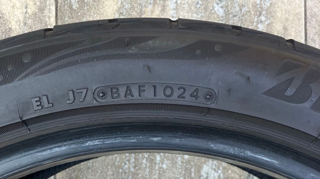 ブリヂストン Playz PX-RVⅡ 225/45R18 95W 4本