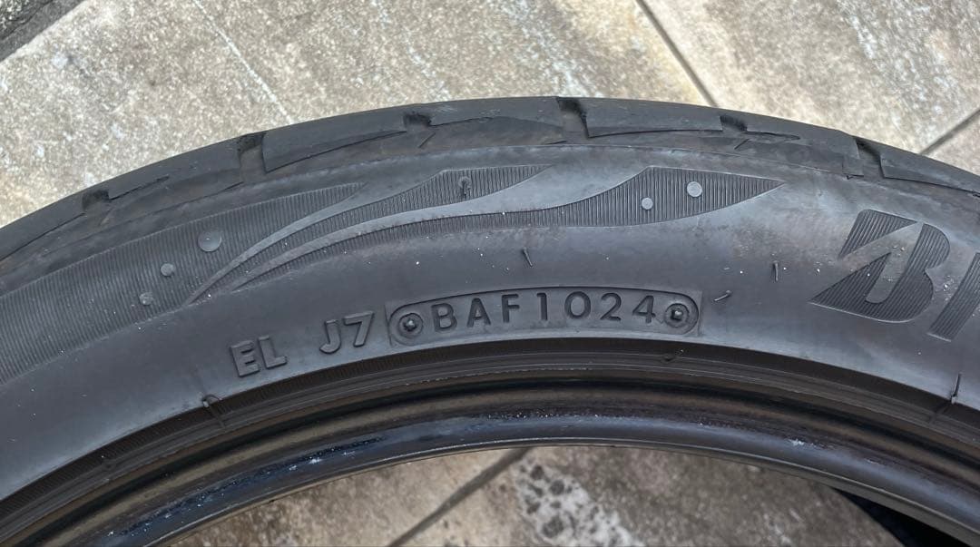 ブリヂストン Playz PX-RVⅡ 225/45R18 95W 4本