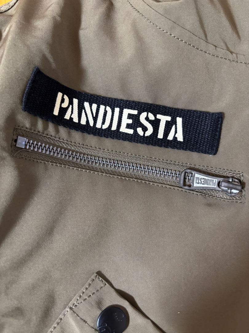 新品タグ付き　PANDIESTAコート　オリーブ　Ｍサイズ