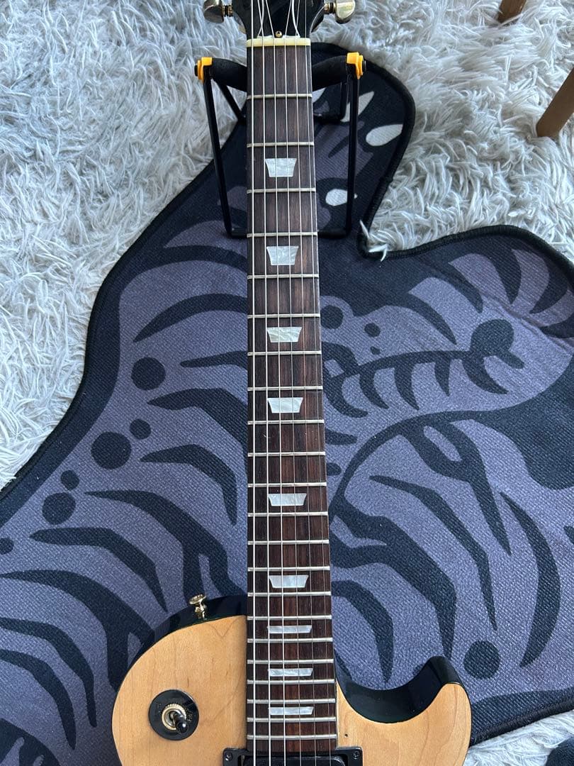 Gibson Les Paul Studio ESP LH-200搭載