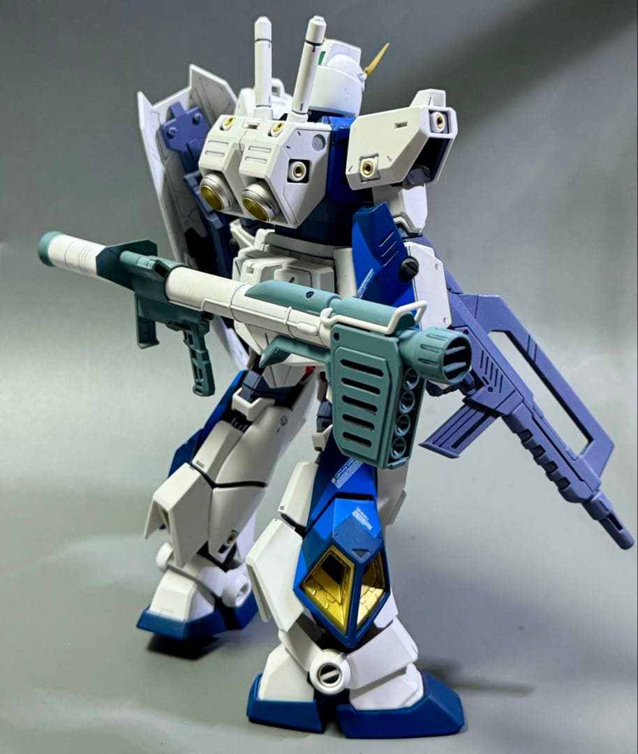 MG 1/100 ガンダムNT-1 Ver.2.0 部分塗装完成品