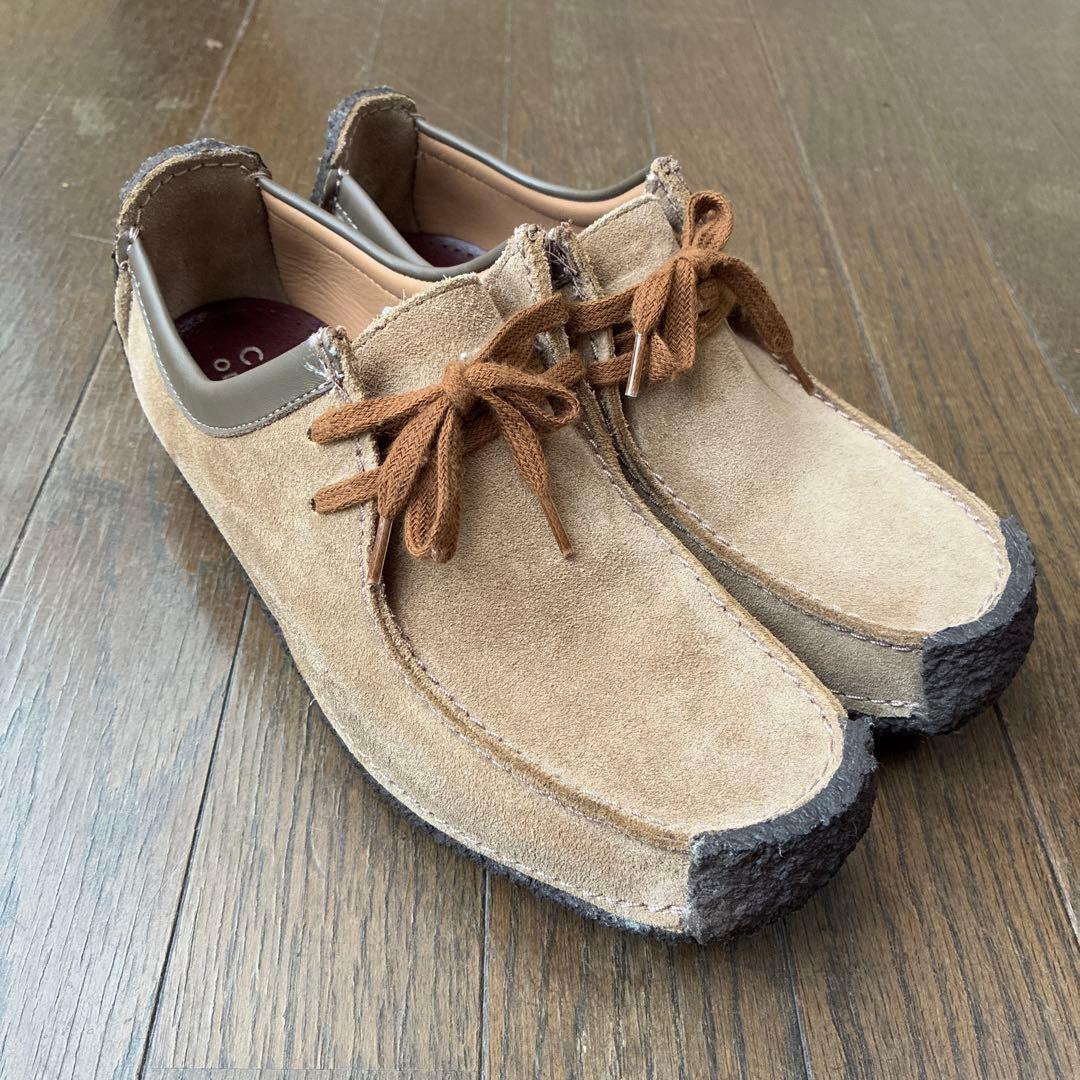 Clarks クラークス26cm ナタリー 本革 ベージュ チャーム付き 美品