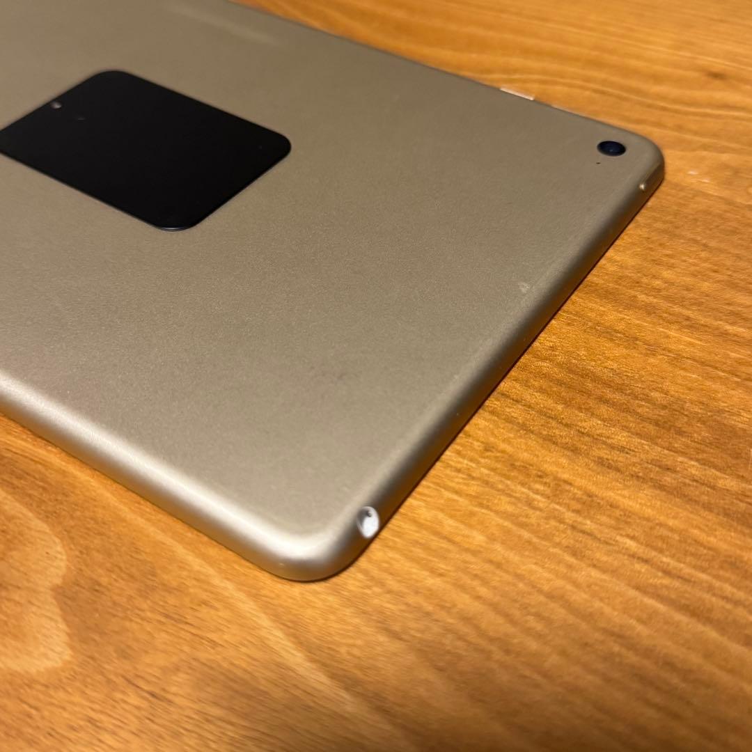 iPad mini4 WiFi ゴールド