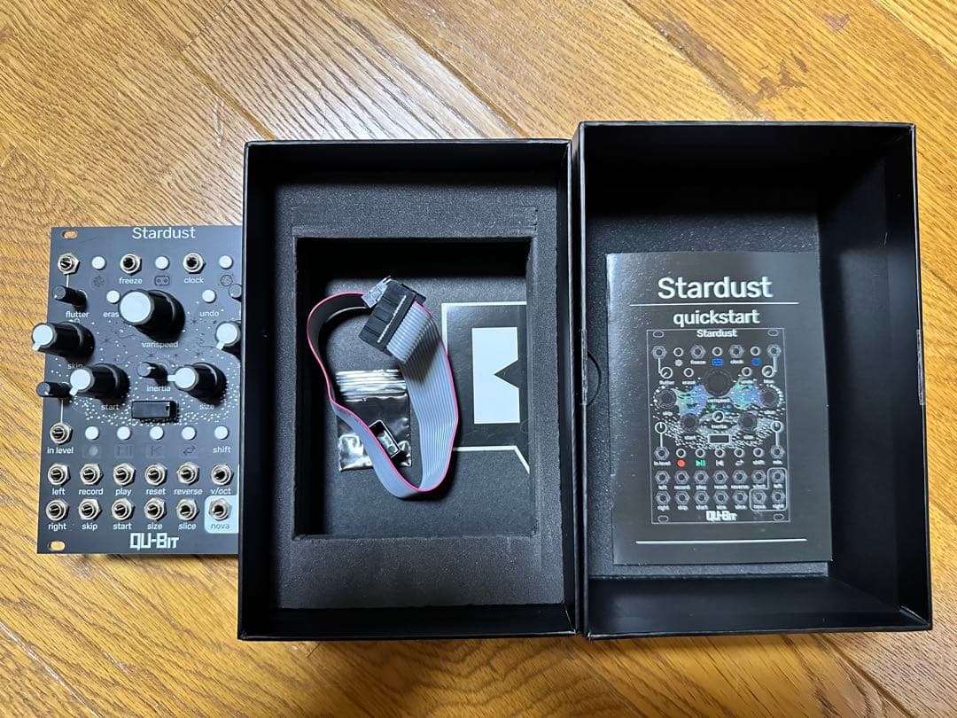 qu-bit electronix Stardust モジュラーシンセサイザー