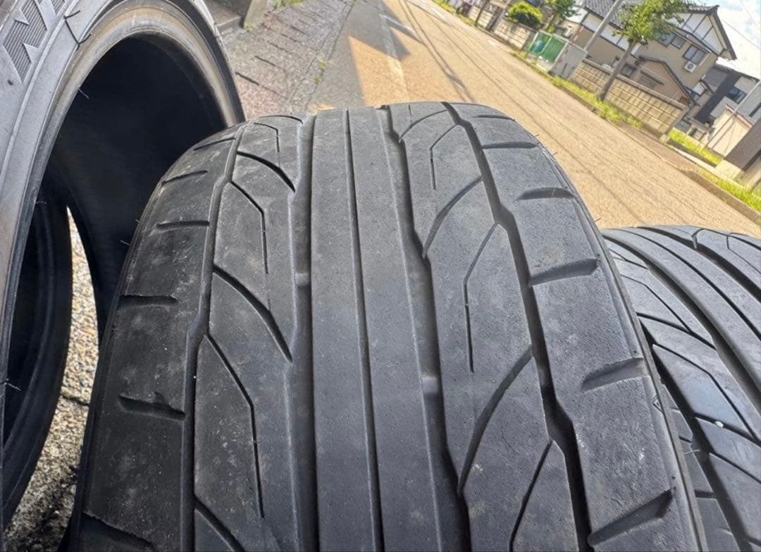 C-unit様 ＮＴ５５５　Ｇ２ ２１５/３５Ｒ１９　８５Ｙ　4本　値下げ可