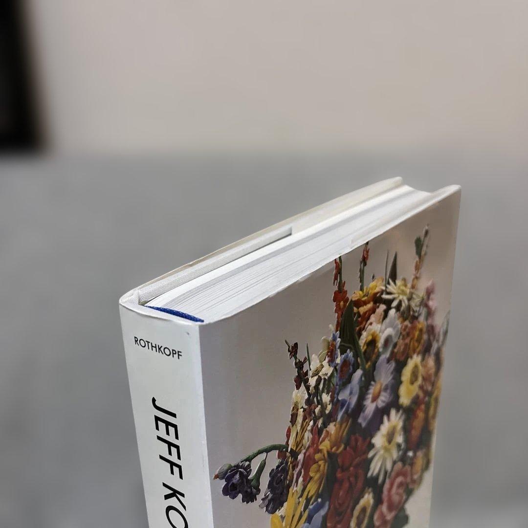 Jeff Koons / A Retrospective ジェフ・クーンズ　洋書